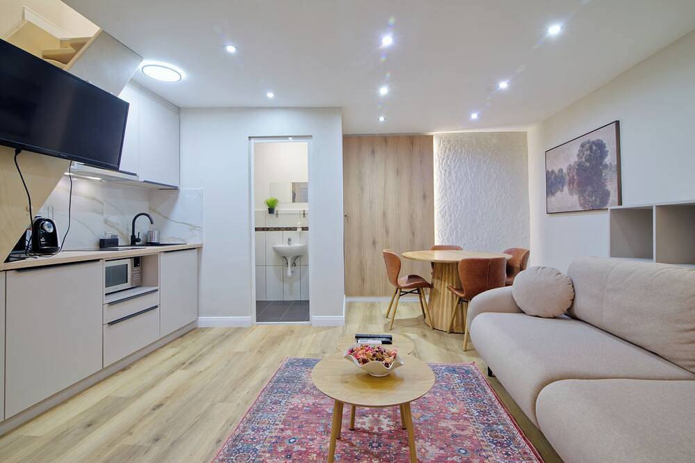 Apartment for 4 People in Budapest, Central Hungary