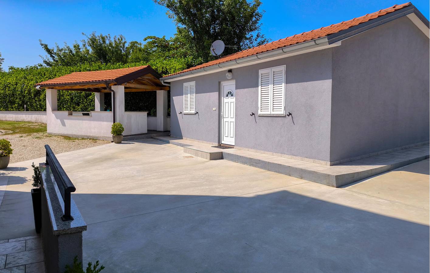Charmantes Apartment mit Terrasse in der Nähe eines Bistros und des Stadtzentrums in Žminj in Žminj, Zentralistrien