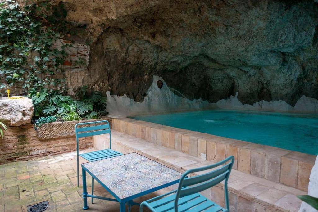 La Alhábega in Villena, Interior de Alicante