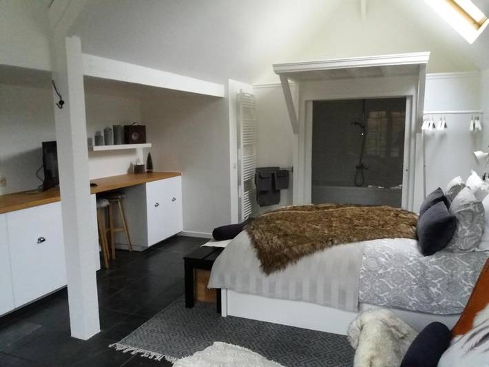 Chambre d’hôte pour 2 personnes, avec jacuzzi ainsi que terrasse et jardin dans la Province du Brabant wallon - 4