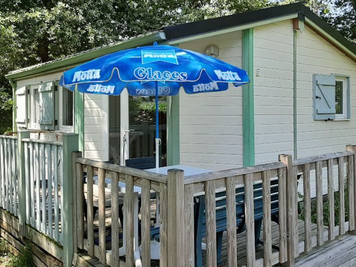 Chalet pour 4 personnes, avec Terrasse et Piscine