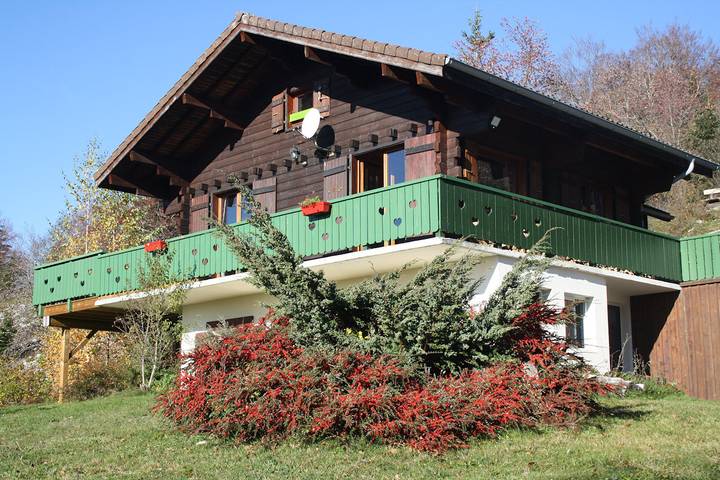 Chalet pour 8 personnes, avec balcon et jardin dans le Jura - 2
