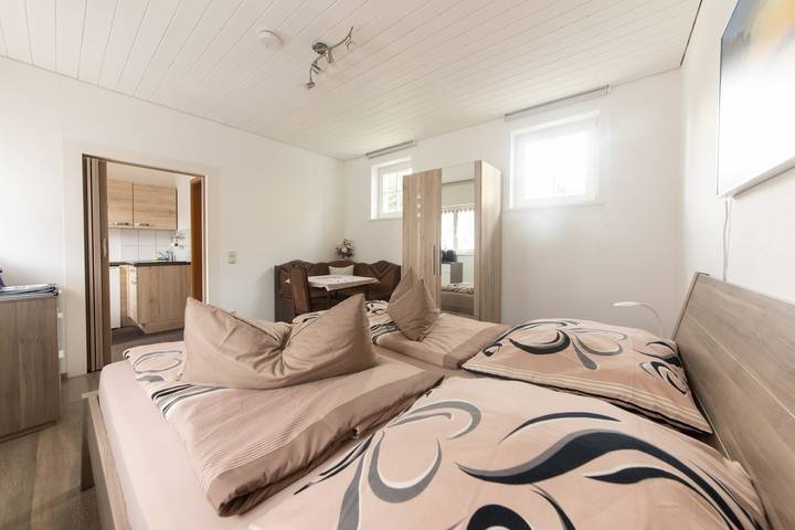 Ganzes Studio, Ferienwohnung Erdgeschoss, 20qm, 1 Wohn-/Schlafzimmer, max. 2 Personen in Lindau, Bayerisch Schwaben