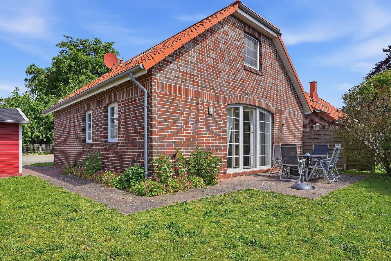 Freistehendes Ferienhaus (100qm) für 6 Personen mit Garten, Kamin, 2 Bädern in Norden, Norden und Umgebung