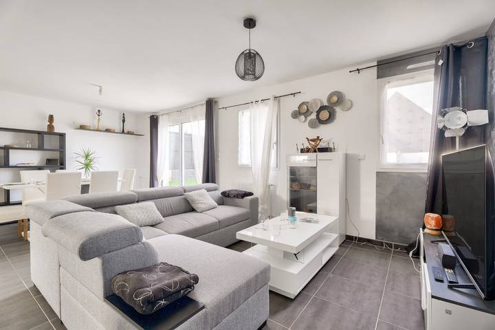 Location de vacances pour 6 personnes, avec jardin et terrasse dans Beaussais-sur-Mer