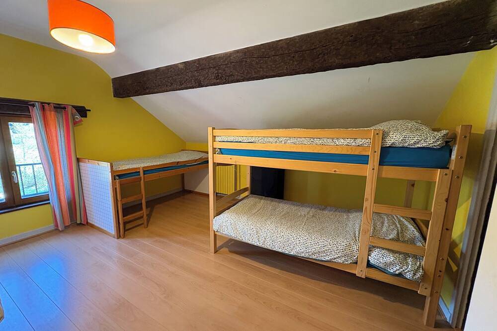 Spacious typical Vercors house for your vacation: fresh air and plenty to do! in La Chapelle-en-Vercors, Parc naturel régional du Vercors