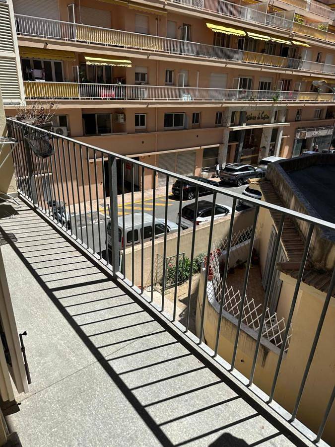 Gîte pour 4 personnes, avec balcon et vue dans Casino De Menton - 2