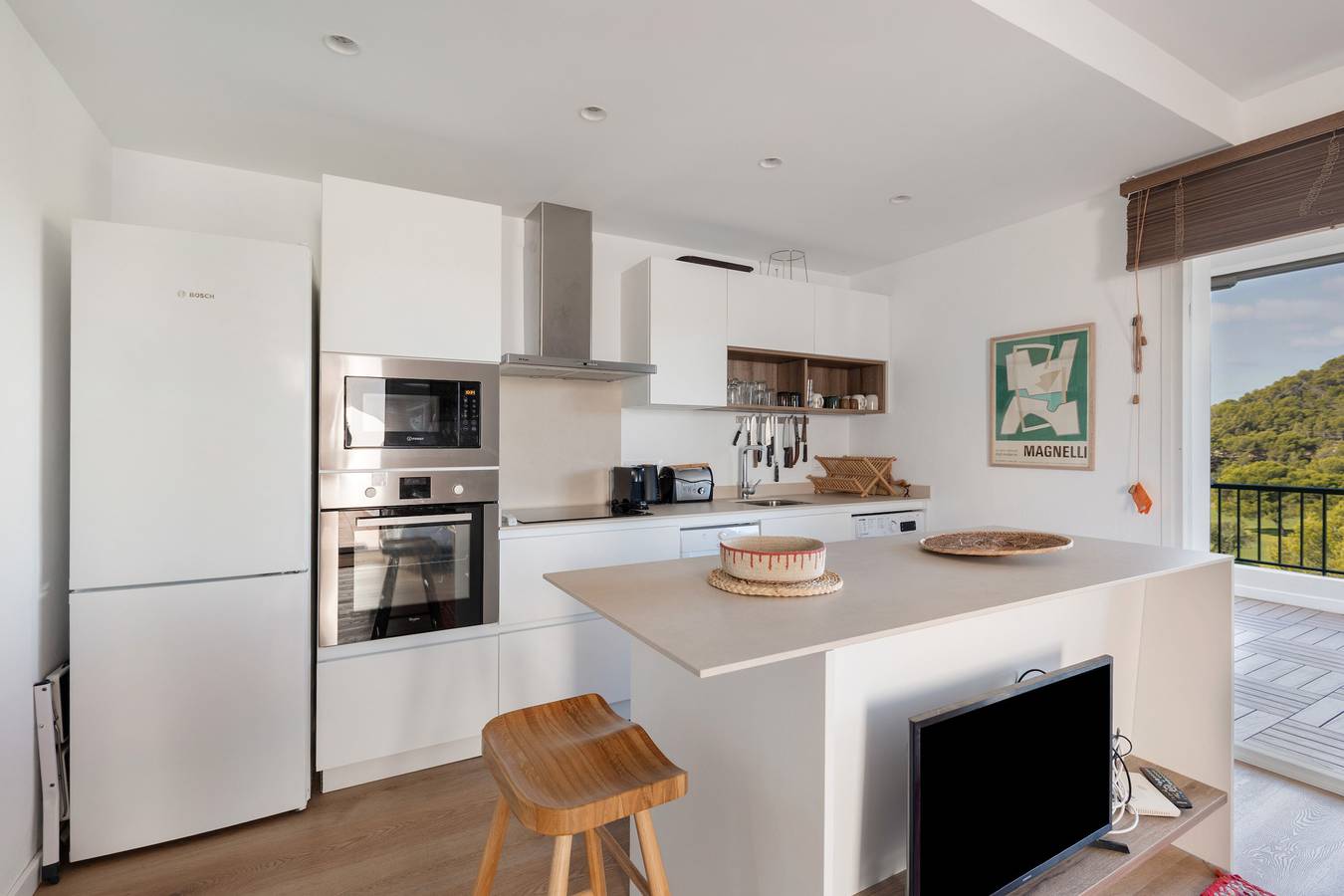 Apartamento entero, Apartamento 'Golf' con vistas a la montaña, Wi-Fi y aire acondicionado in Son Parc, Es Mercadal