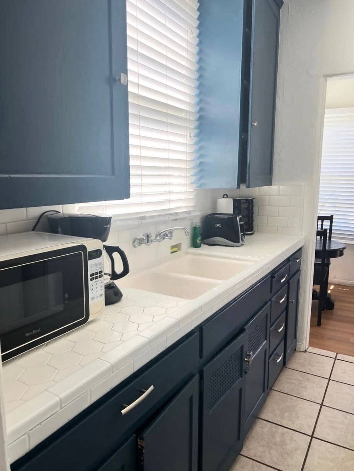 Sweet n Cozy Cottage near Little Italy Gaslamp in San Diego, San Diego County