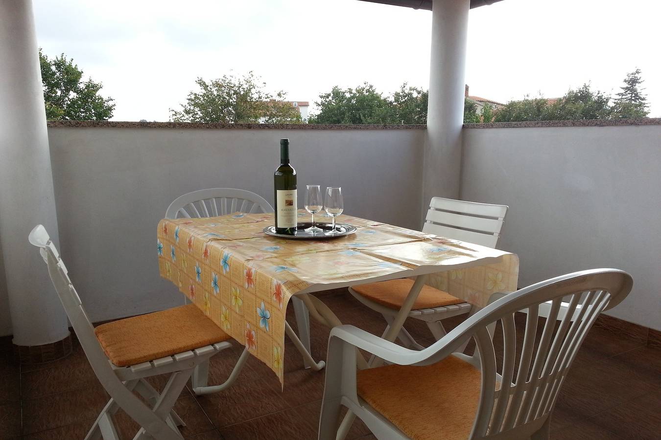 Ganze Wohnung, 1-Zimmer-Ferienwohnung mit Terrasse Valbandon, Fazana A-24921-b in Valbandon, Südküste Istrien