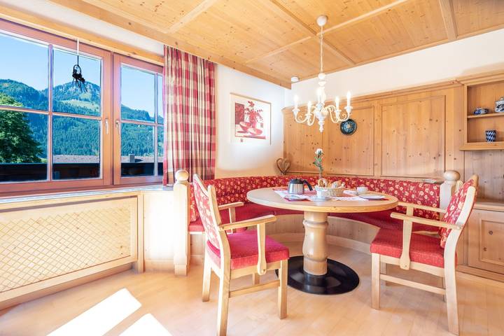 Ferienwohnung für 4 Personen, mit Balkon in Bad Oberdorf - 2