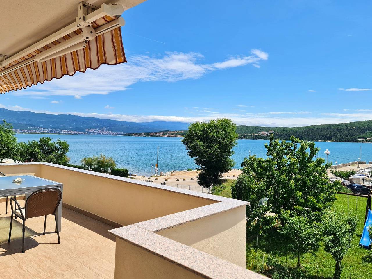 Ganze Ferienwohnung, Apartment Citkovic - mit Meerblick in Cizici, Krk