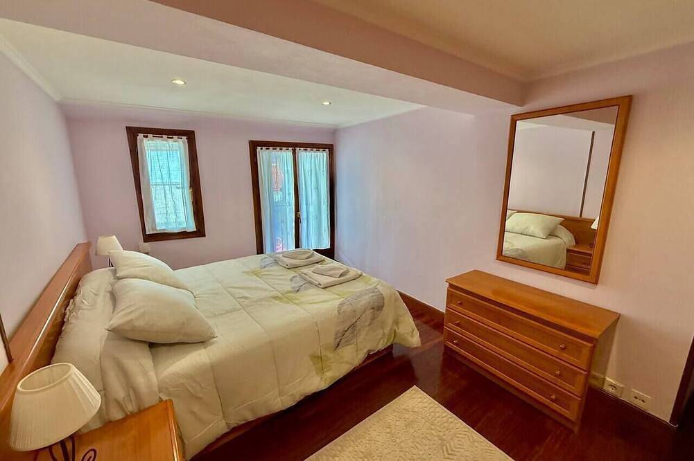 Apartamento entero, Izaro Home, coqueto piso con vistas al puerto in Bermeo, Reserva de la Biosfera de Urdaibai