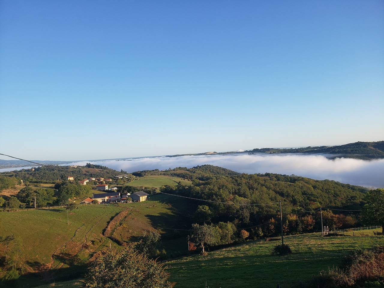 Gîte de la Madeleine – tranquilidad y vistas a las gargantas del Loira in Dancé, Región de Roanne