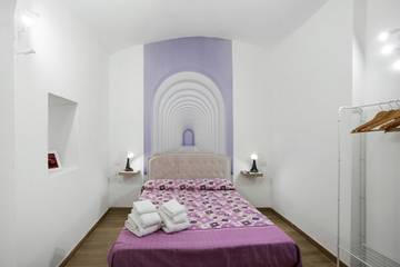 Holiday Home for 2 People in Naples, Tyrrhenian Coast Campania, Photo 3
