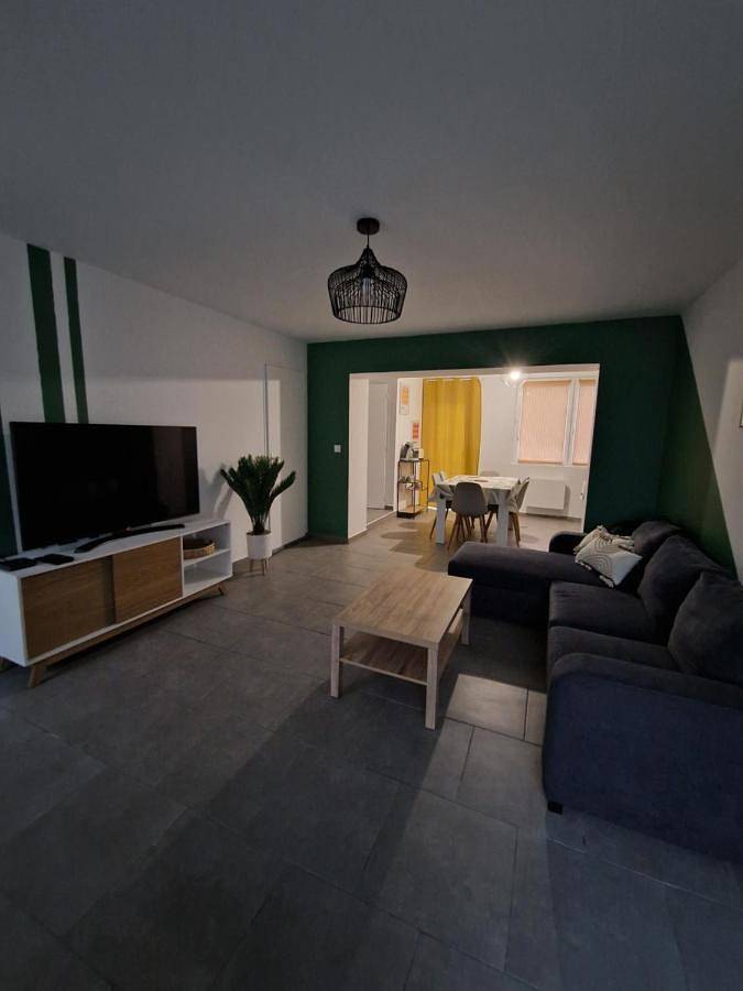 Appartement de vacances pour 8 personnes, avec Terrasse et Jardin