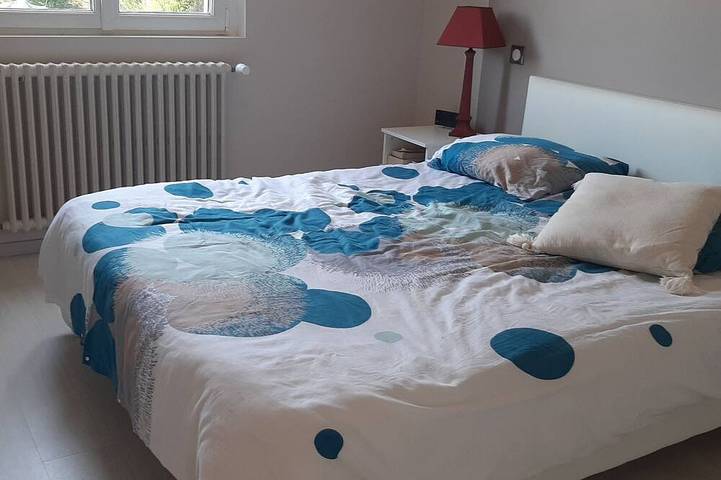 Location de vacances pour 13 personnes, avec terrasse et jardin à Lannion - 2