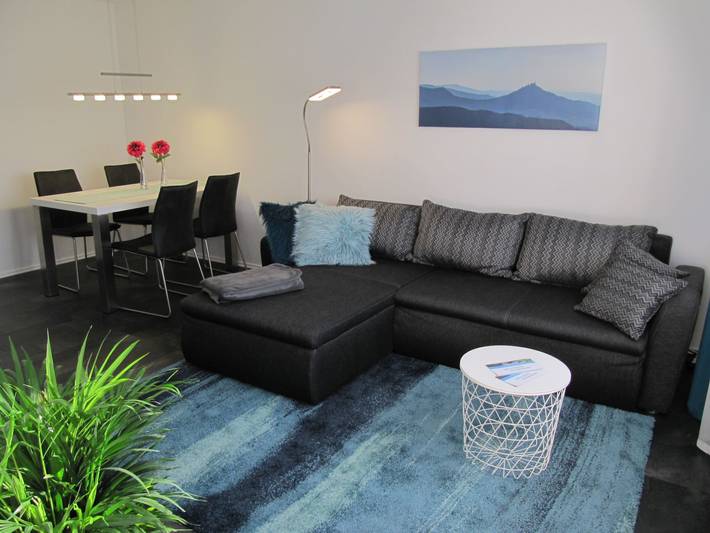 Appartement entier, Appartement 'Ferienwohnung Zollernalb' avec balcon et Wi-Fi in Albstadt, Neckar-Alb