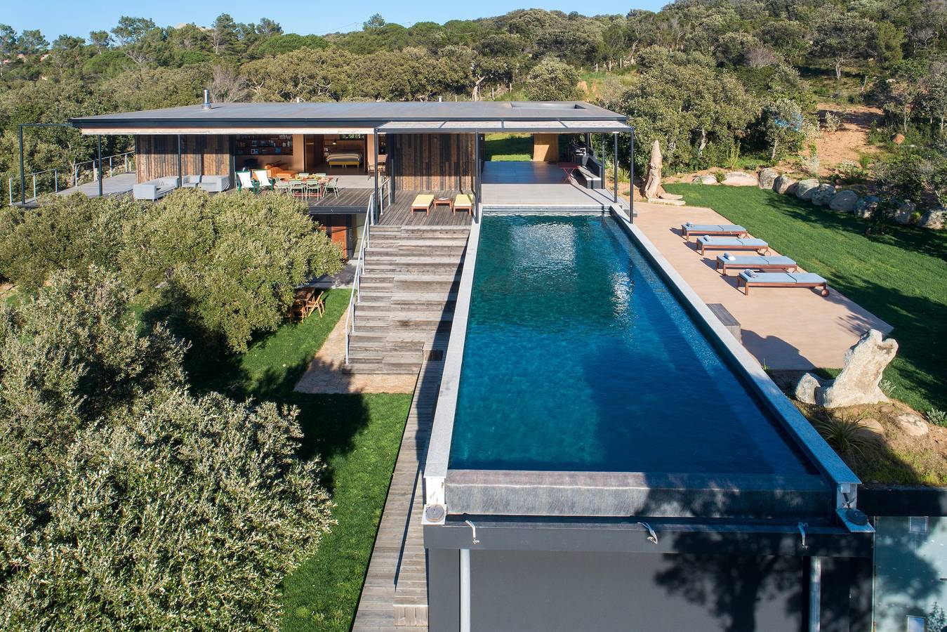 Villa 'Casa Nera' con Vista Mare, Piscina Privata e Wi-Fi in Pianotolli-Caldarello, Sartène e dintorni