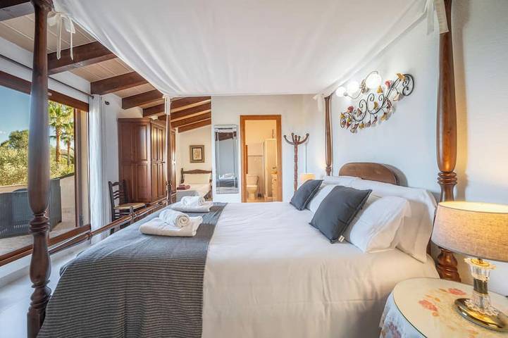 Finca mit Whirlpool für 7 Personen, mit Pool und Balkon sowie Garten und Whirlpool in Alcúdia - 2