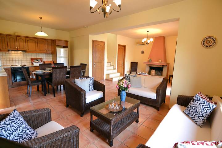 Location de vacances pour 6 personnes, avec jardin ainsi que vue et balcon à Héraklion - 2