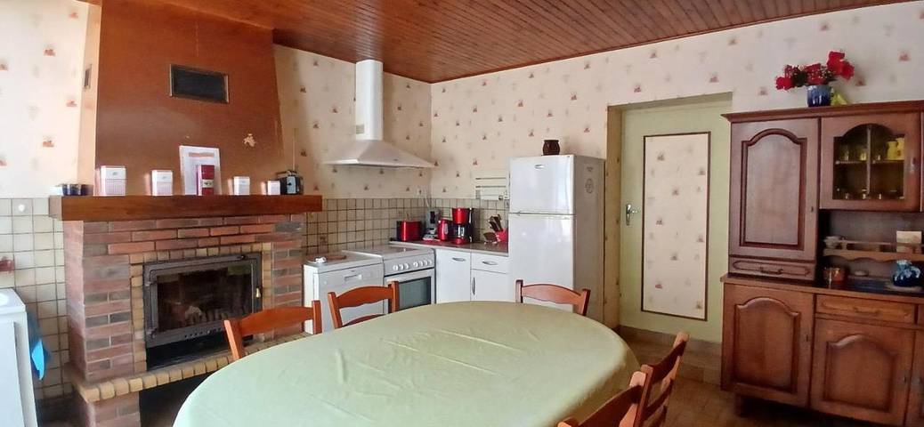 Location de vacances pour 3 personnes, avec jacuzzi et jardin, animaux acceptés à Chéniers - 2