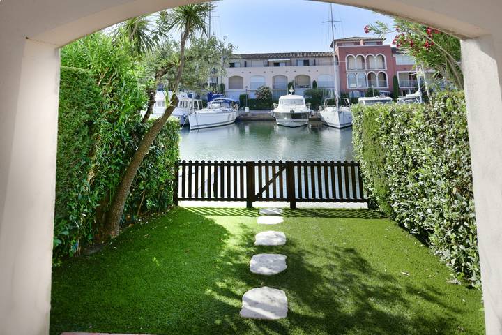 Maison de vacances pour 7 personnes, avec vue sur le lac ainsi que jardin et terrasse