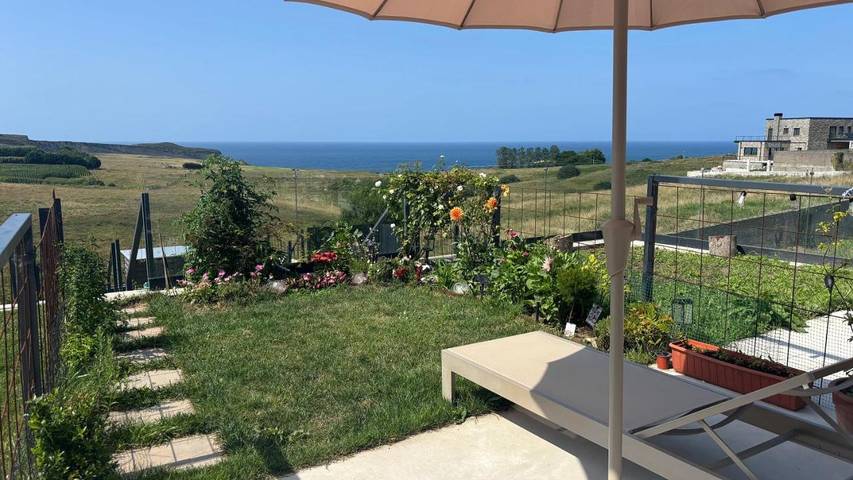 Apartamento de vacaciones para 3 personas, con jardín y vistas - 1