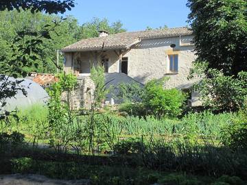 Gîte pour 8 personnes, avec balcon et jardin à Saint-Antonin-Noble-Val