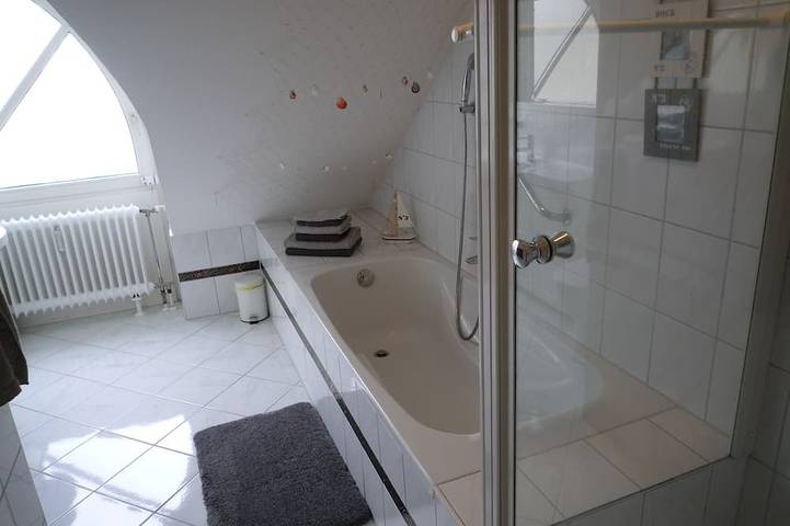 Ganze Wohnung, Maisonette am Belchen schöne Fewo mit Balkon und Klimaanlage in Bad Krozingen, Südschwarzwald