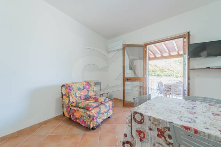 Apartamento vacacional entero, Apartamento de vacaciones para 4 personas con terraza in Spiaggia di Cotoncello (Sant'Andrea), Marciana