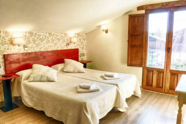 Rural House The Hollow Oak in Campillejo, Campillo de Ranas