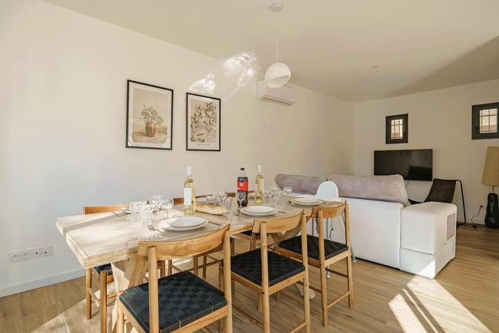 Ferienhaus für 8 Personen, mit Garten