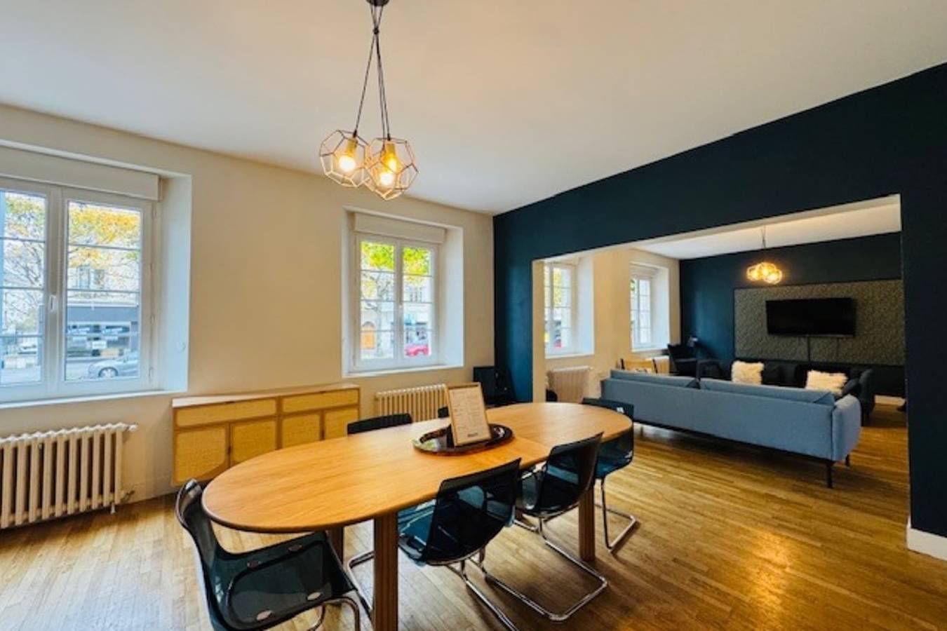 Stunning 230m² with garden in the city center in Caen, Región de Caen