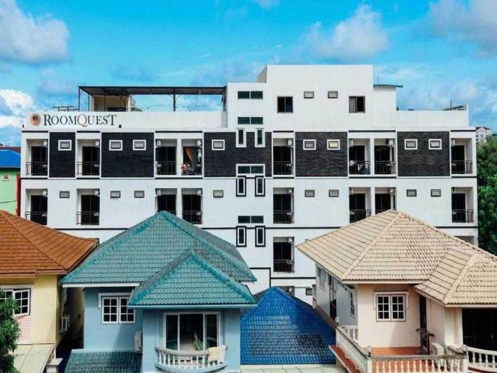 Holiday home for 2 people, with balcony, child-friendly in Phuket Province