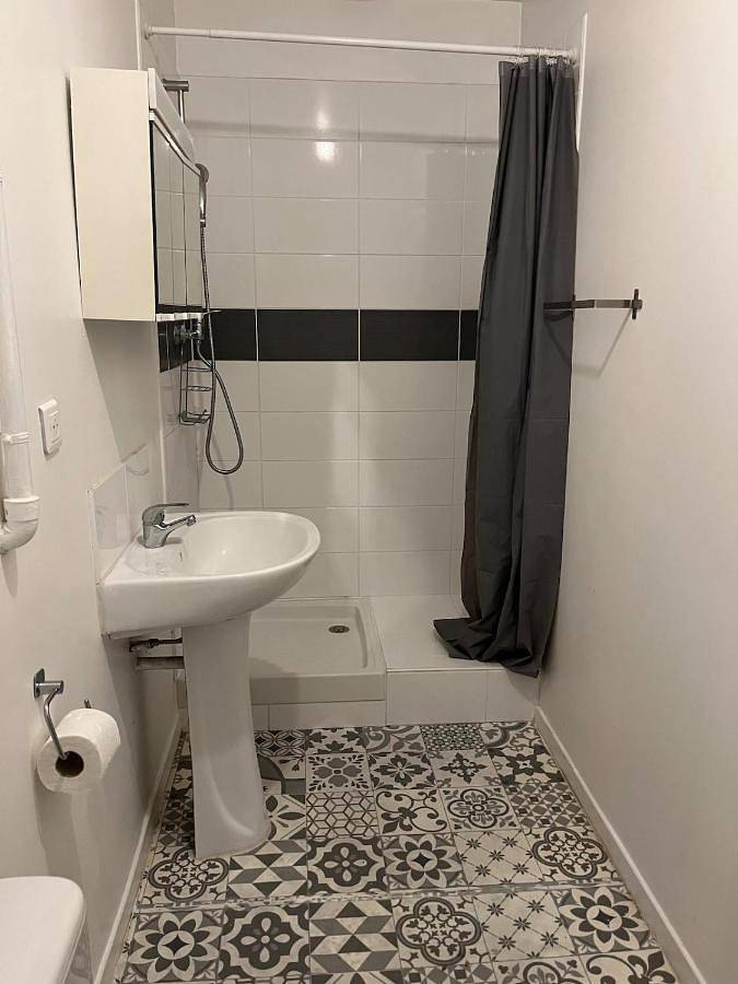 Gîte pour 3 personnes, avec vue à Eysines - 3