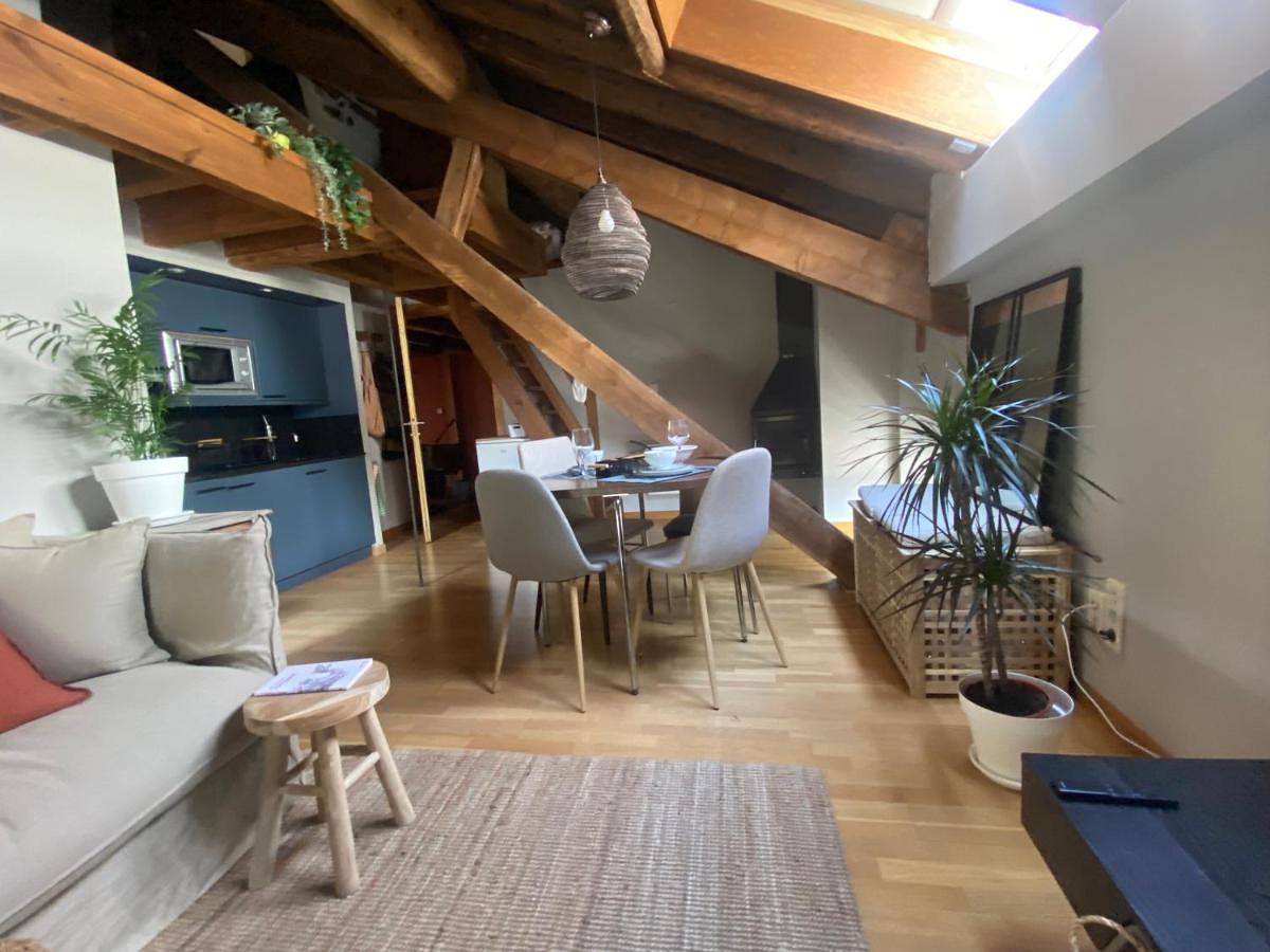 Appartement entier, One-Bedroom Apartment in Bourg-Madame, Région de Prades