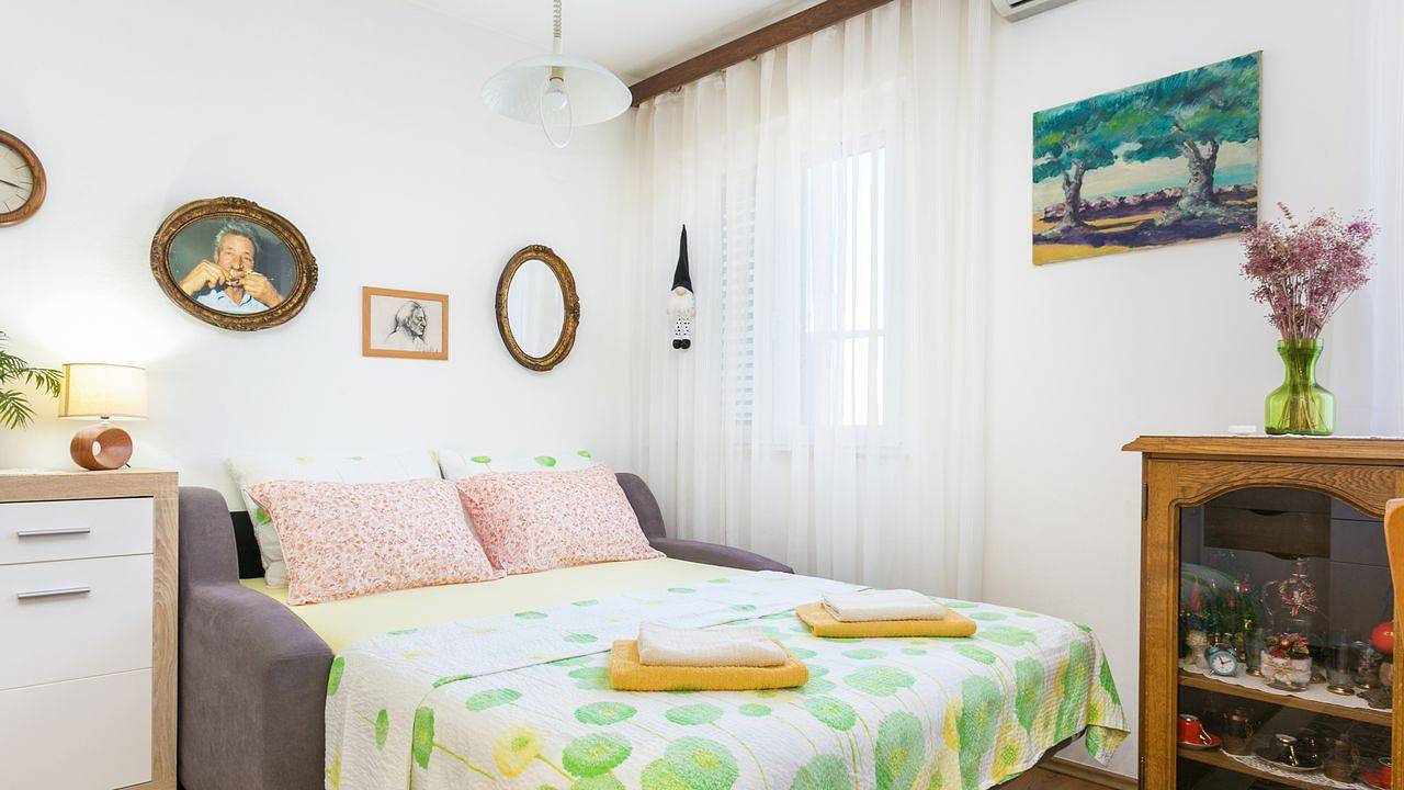 Ganze Ferienwohnung, Ferienwohnung für 4 Personen (39 m²) in Mirca in Mirca, Supetar