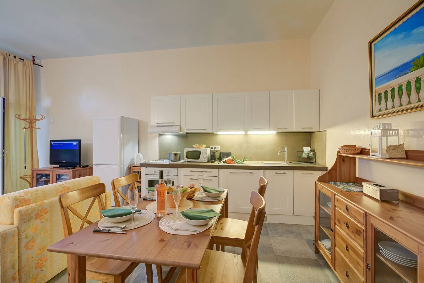 Ganze Wohnung, Villa Azzurra Front Beach in Gassin, Draguignan Region