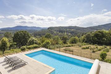 Villa pour 10 Personnes dans Saint-Pierre-Saint-Jean, Parc national des Cévennes, Photo 3