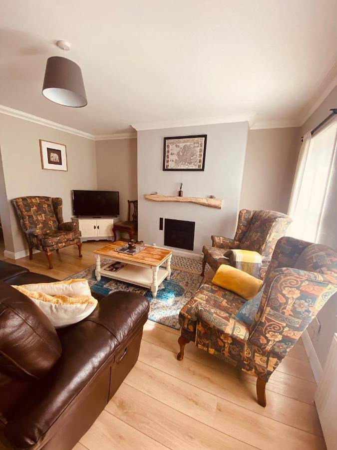 Location de vacances pour 6 personnes, avec jardin dans Foxford