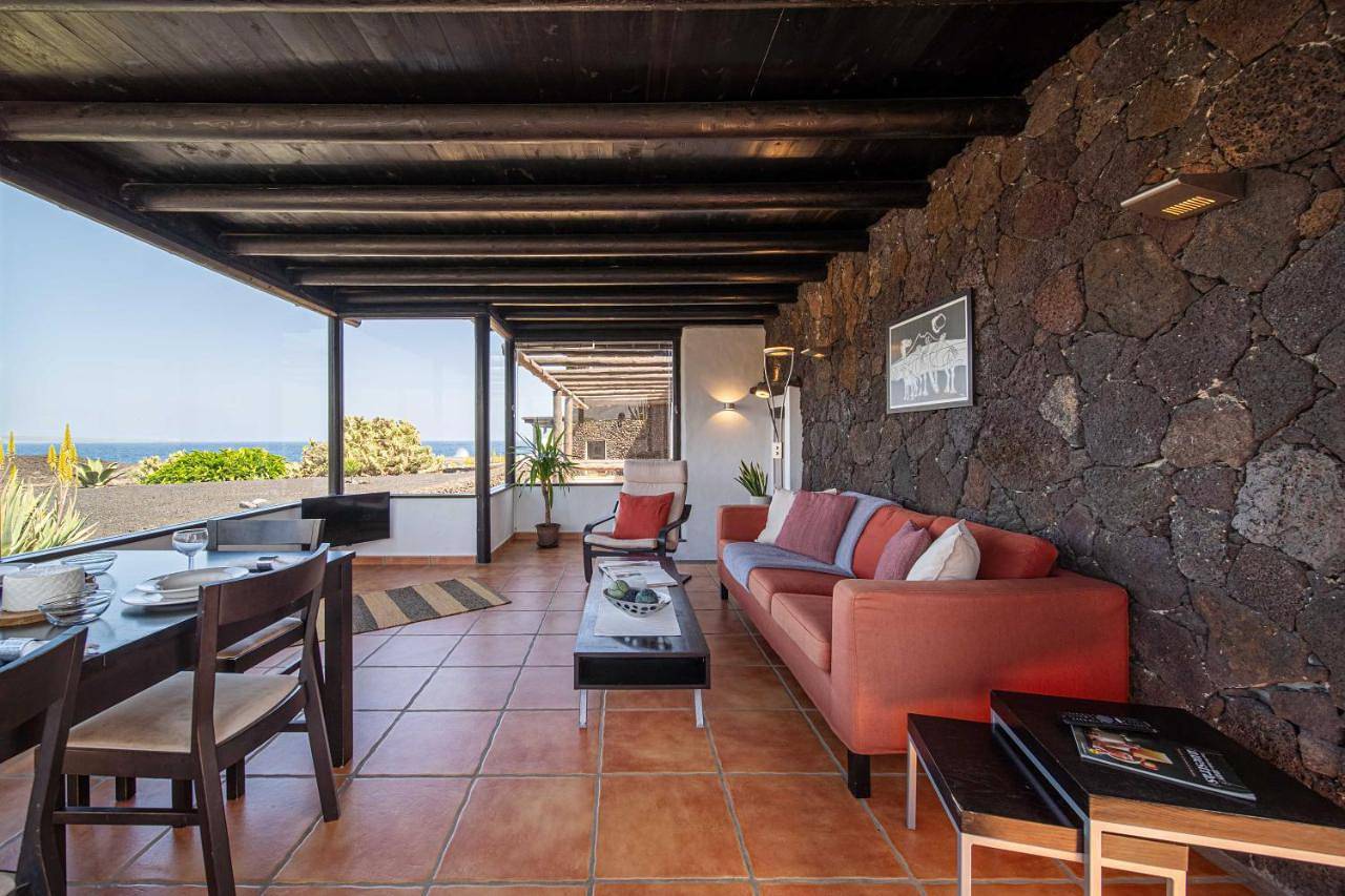Two-Bedroom House in Mala, Haría