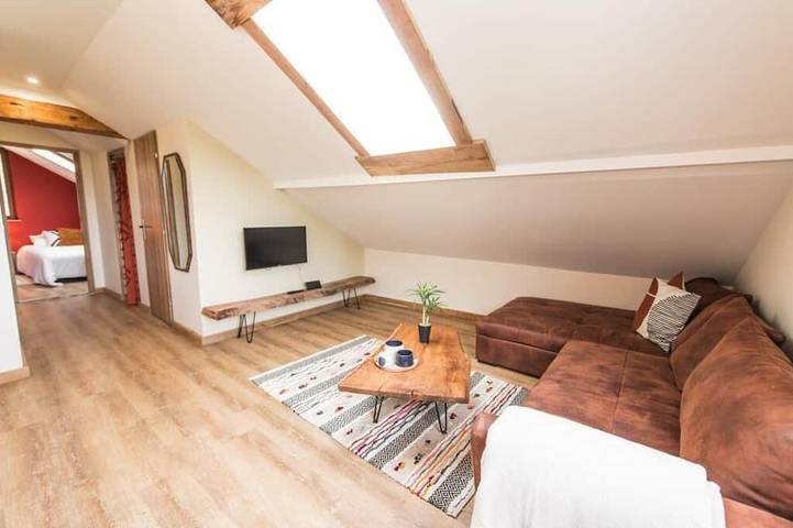 Gîte pour 4 personnes, animaux acceptés à Montmin - 2