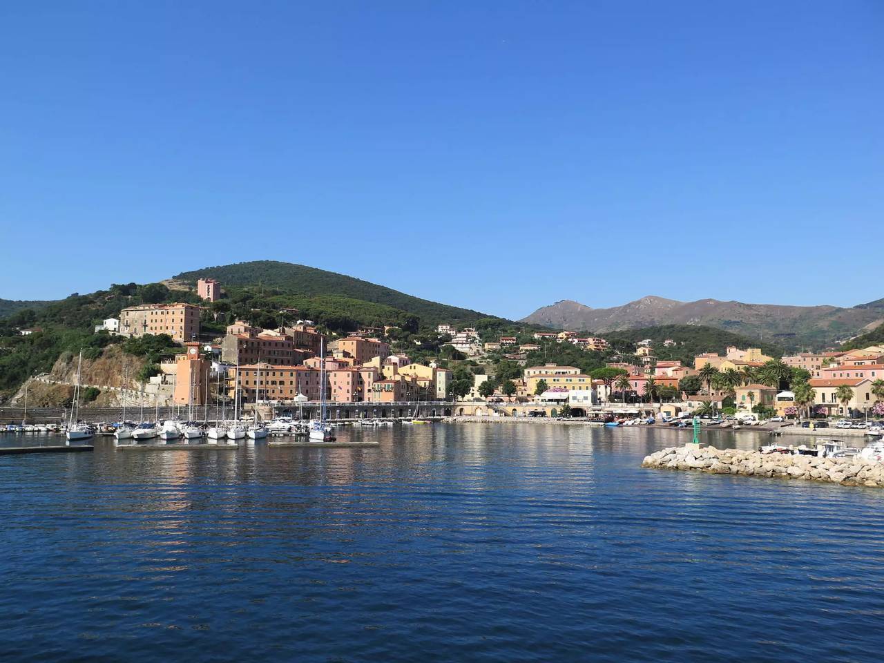 Entire apartment, 2 Rooms 5 People in Capo d'Arco, Riotorto