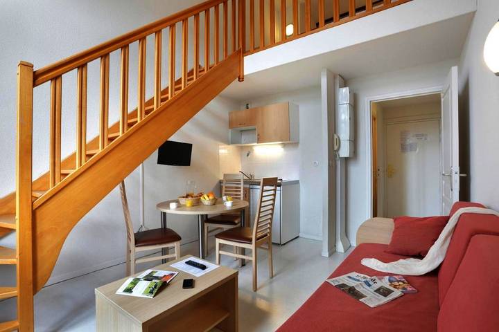 Appart’hôtel pour 2 personnes, avec jardin et vue