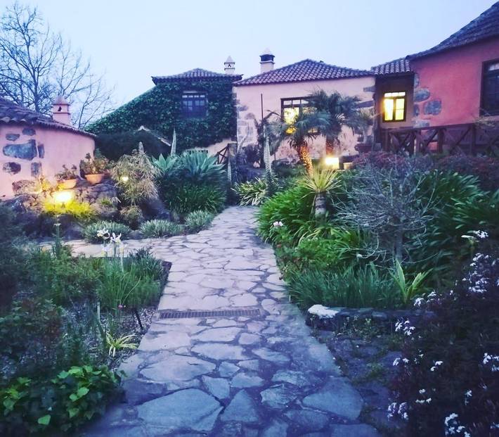 Casa de vacaciones para 3 personas, con jardín y jacuzzi en Tenerife - 3