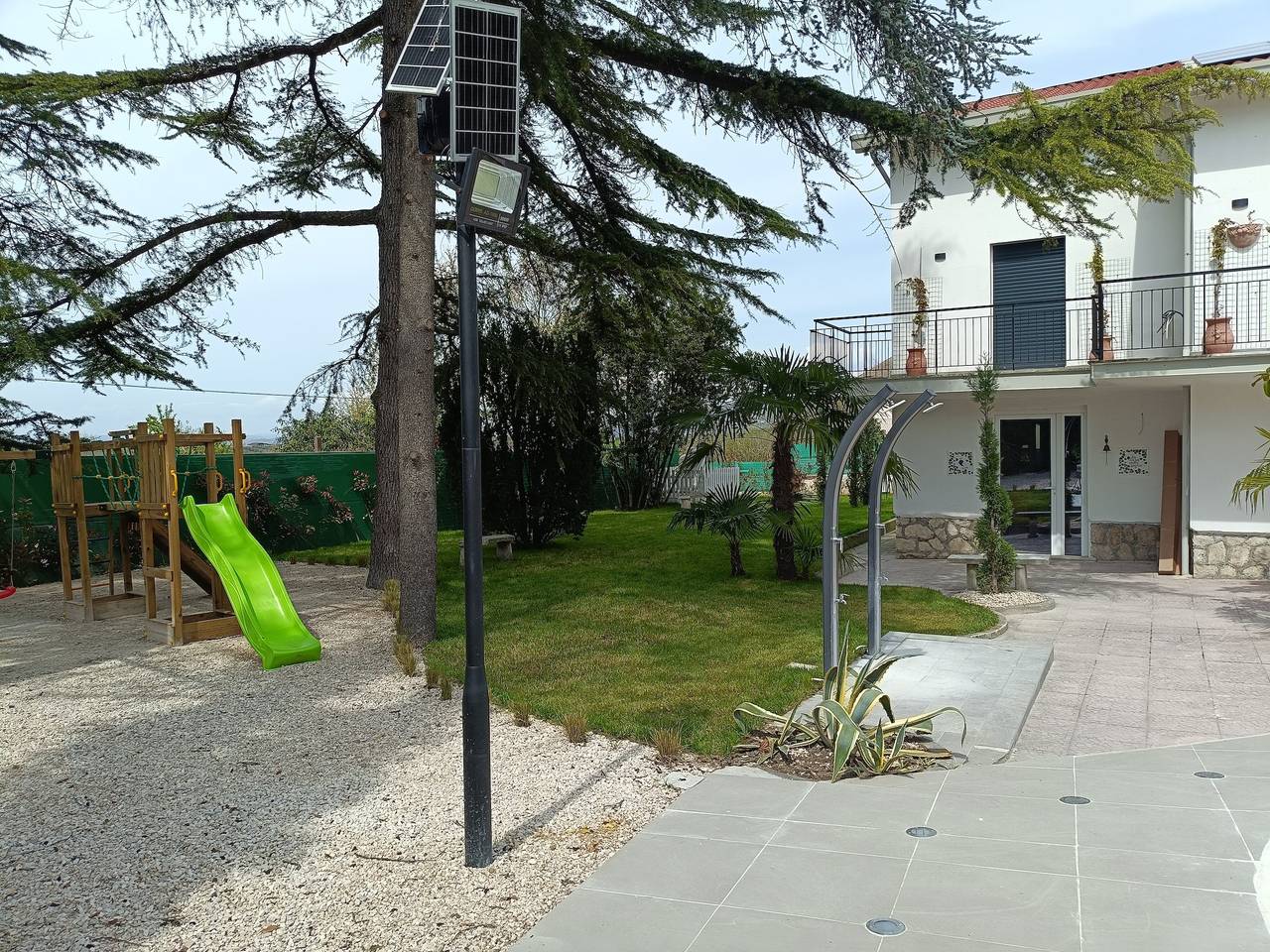Apartamento entero, Apartamento 'Melograno' con piscina compartida, Wi-Fi y aire acondicionado in Venticano, Provincia d'Avellino