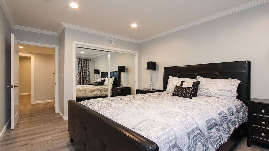 Neues umgebautes Haus mit Pool in Thousand Oaks in Thousand Oaks, Ventura County