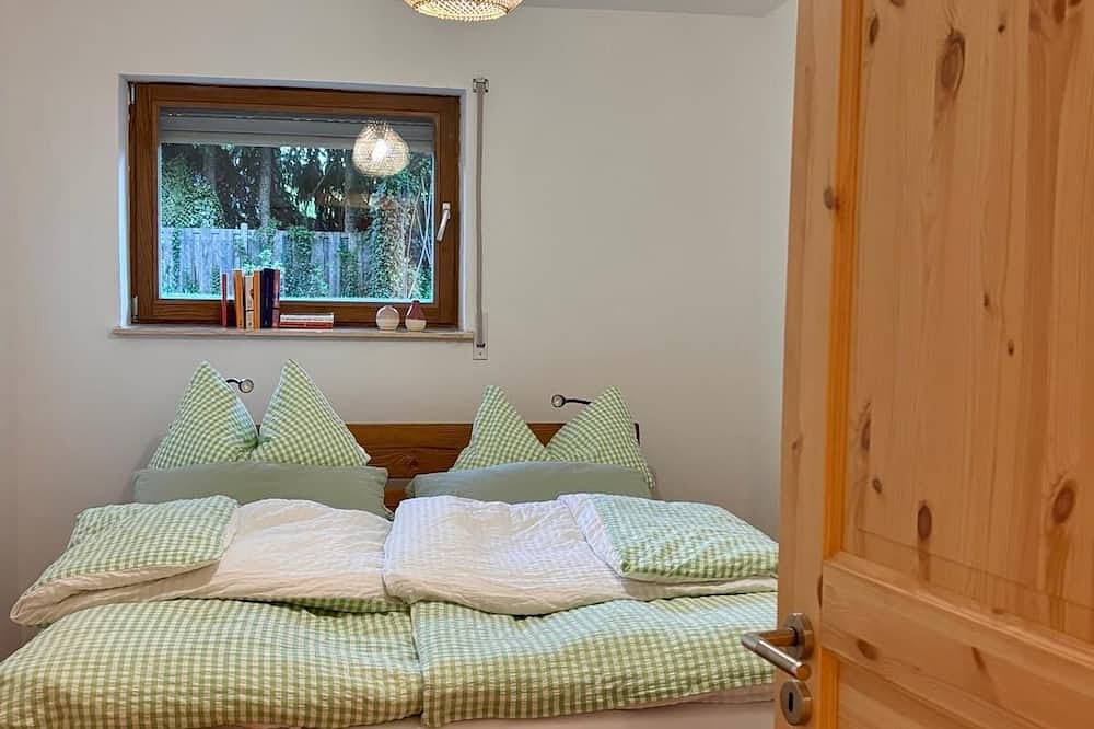 Ganze Wohnung, Idylische Ferienwohnung mitten im Weinort in Erlabrunn, Fränkisches Weinland