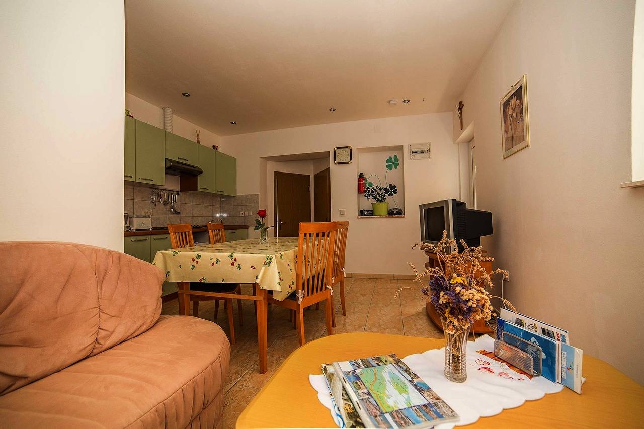 Ganze Wohnung, Zwei-Zimmer-Wohnung Pavic A2 in Postira, Brac